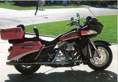 Photo of a 2000 Harley-Davidson&reg; FLTRSEI Screamin' Eagle&reg; Road Glide&reg;