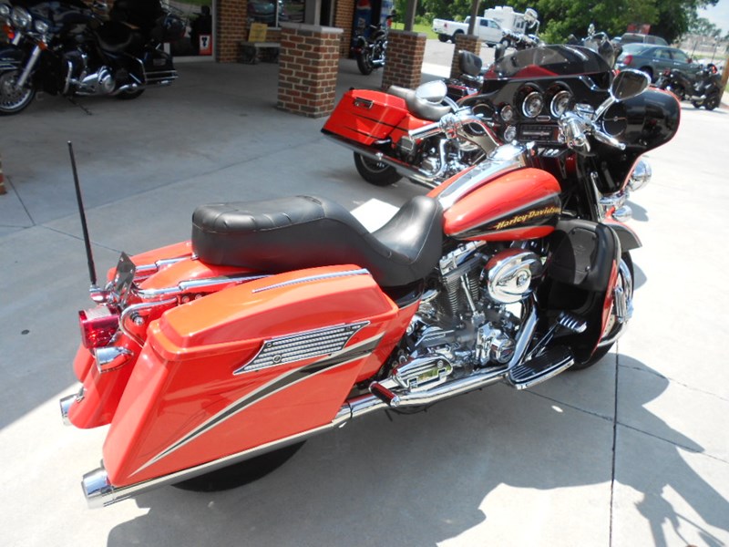 2004+FLHTCSE+Photos Photo of a 2004 Harley-Davidson® FLHTCSE Screamin' Eagle® Electra ...